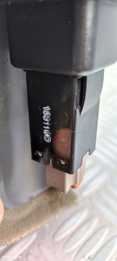 681SA4GF0A schowek pasażera prawy w deskę pokrywa drzwiczki INFINITI Q50 - 7