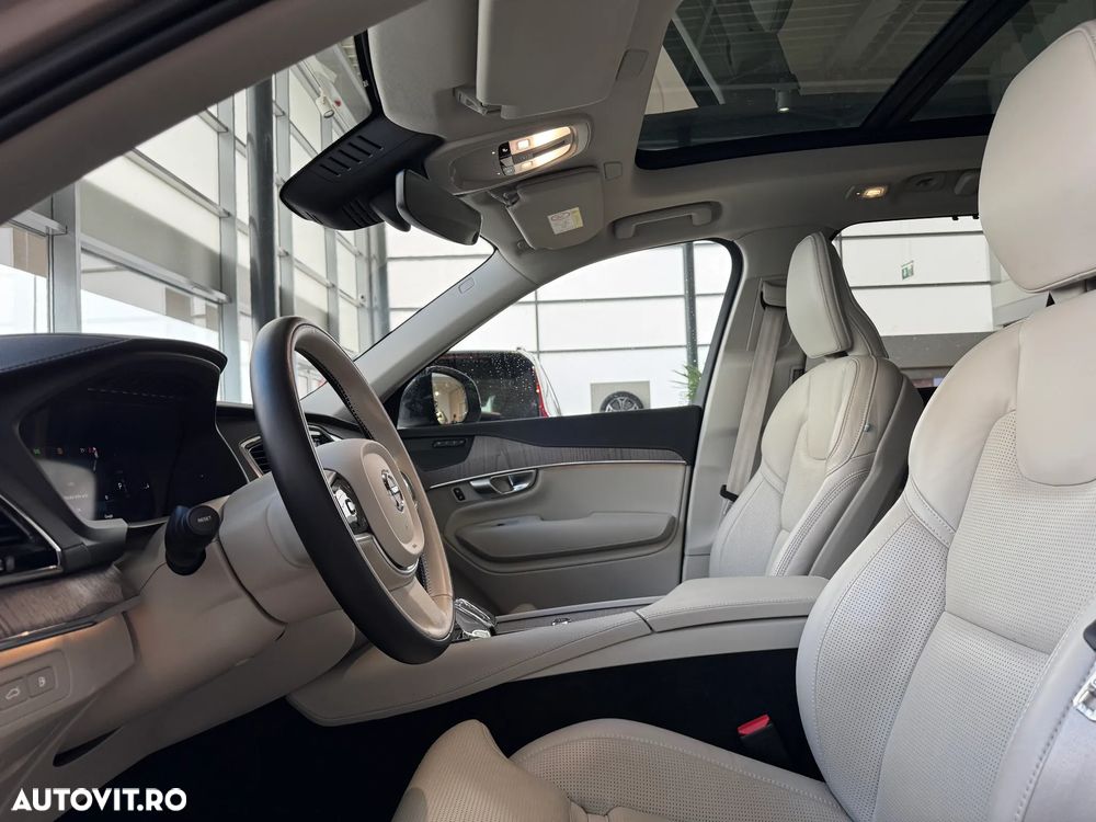 Volvo XC 90 Recharge T8 AWD Plus Dark - 12