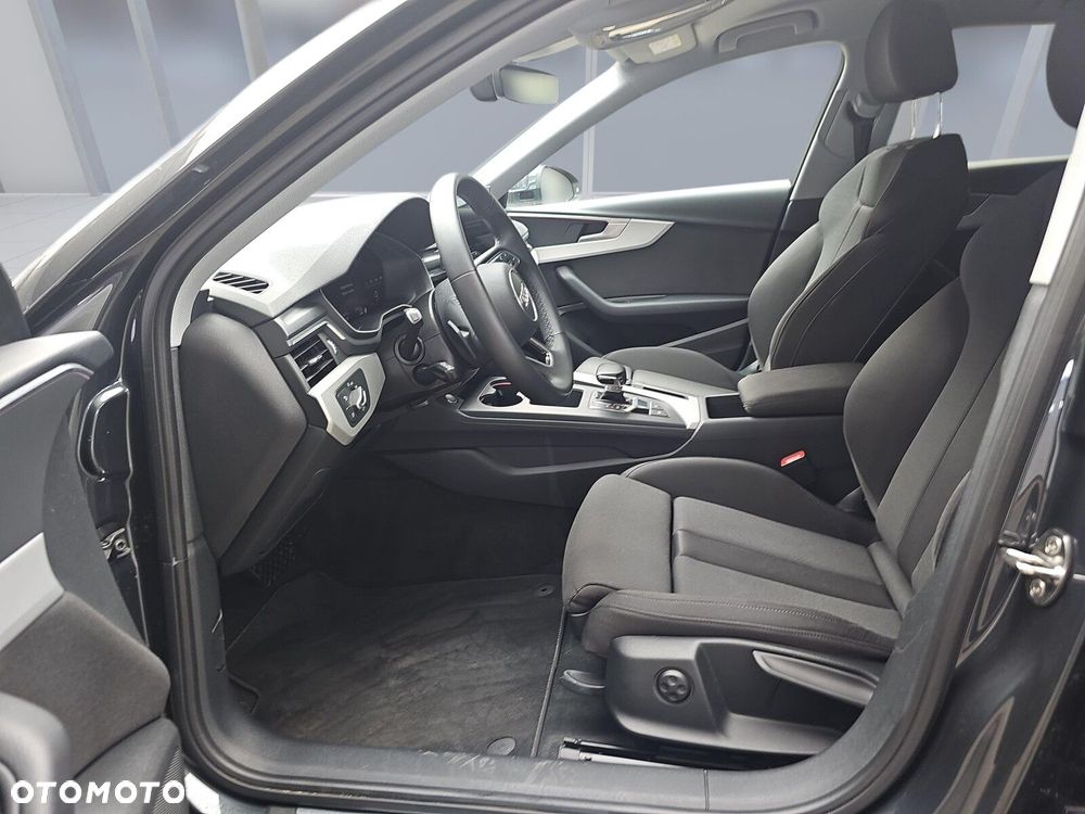 Audi A4 Limousine 40 TFSI mHEV Advanced S tronic - 8