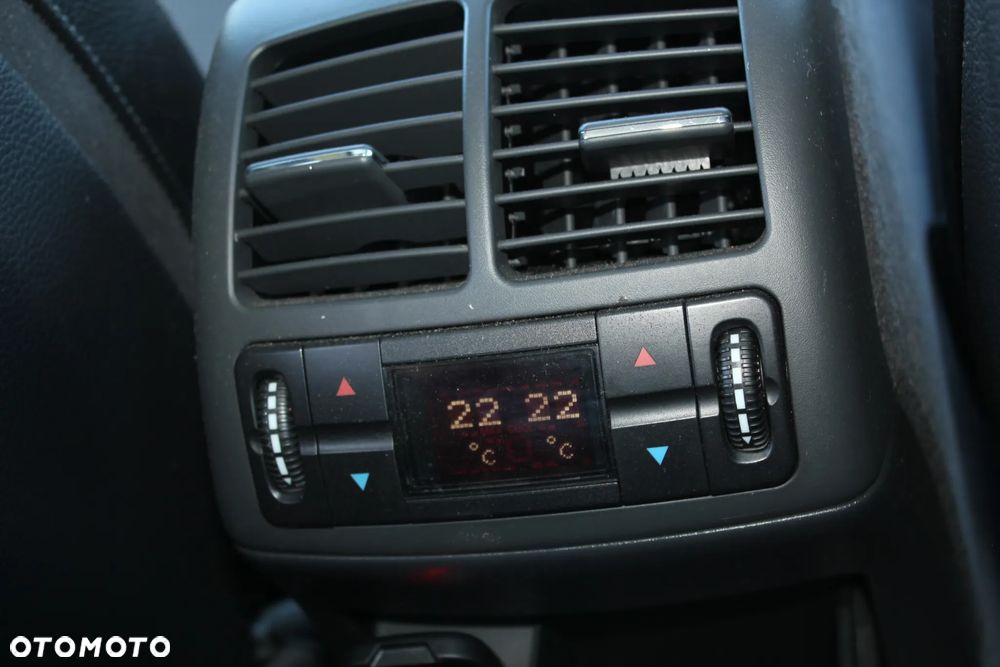 Mercedes-Benz Klasa E 500 4Matic Automatik Avantgarde - 12