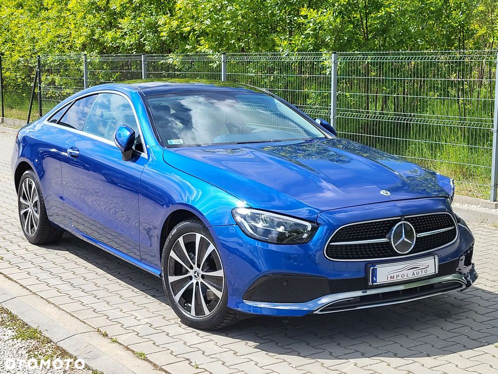 Mercedes-Benz Klasa E 200 Coupe 4-Matic 9G-TRONIC - 1