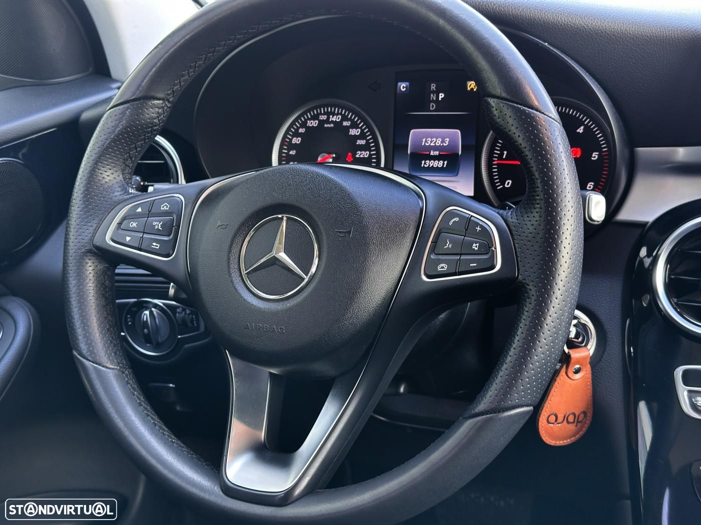 Mercedes-Benz GLC 220 d 4Matic 9G-TRONIC - 34