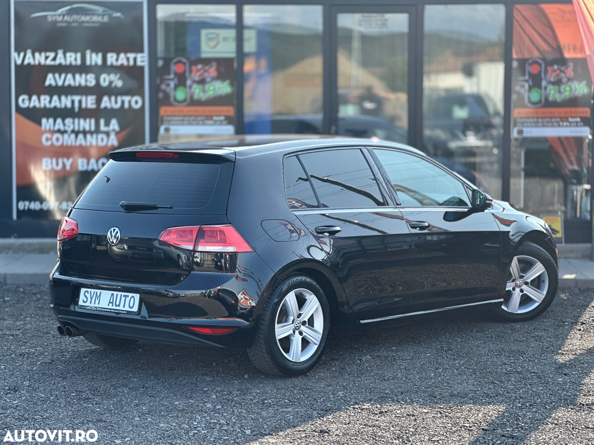 Volkswagen Golf Variant 1.4 TSI BlueMotion Technology DSG Comfortline - 3