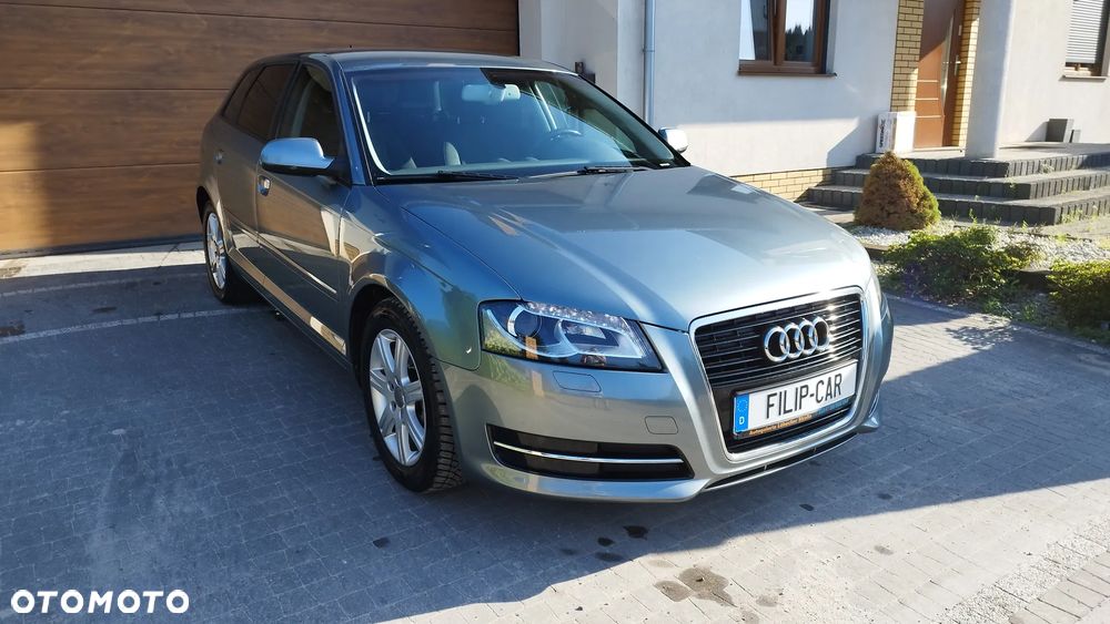 Audi A3 Sportback 2.0 TDI DPF Attraction - 3