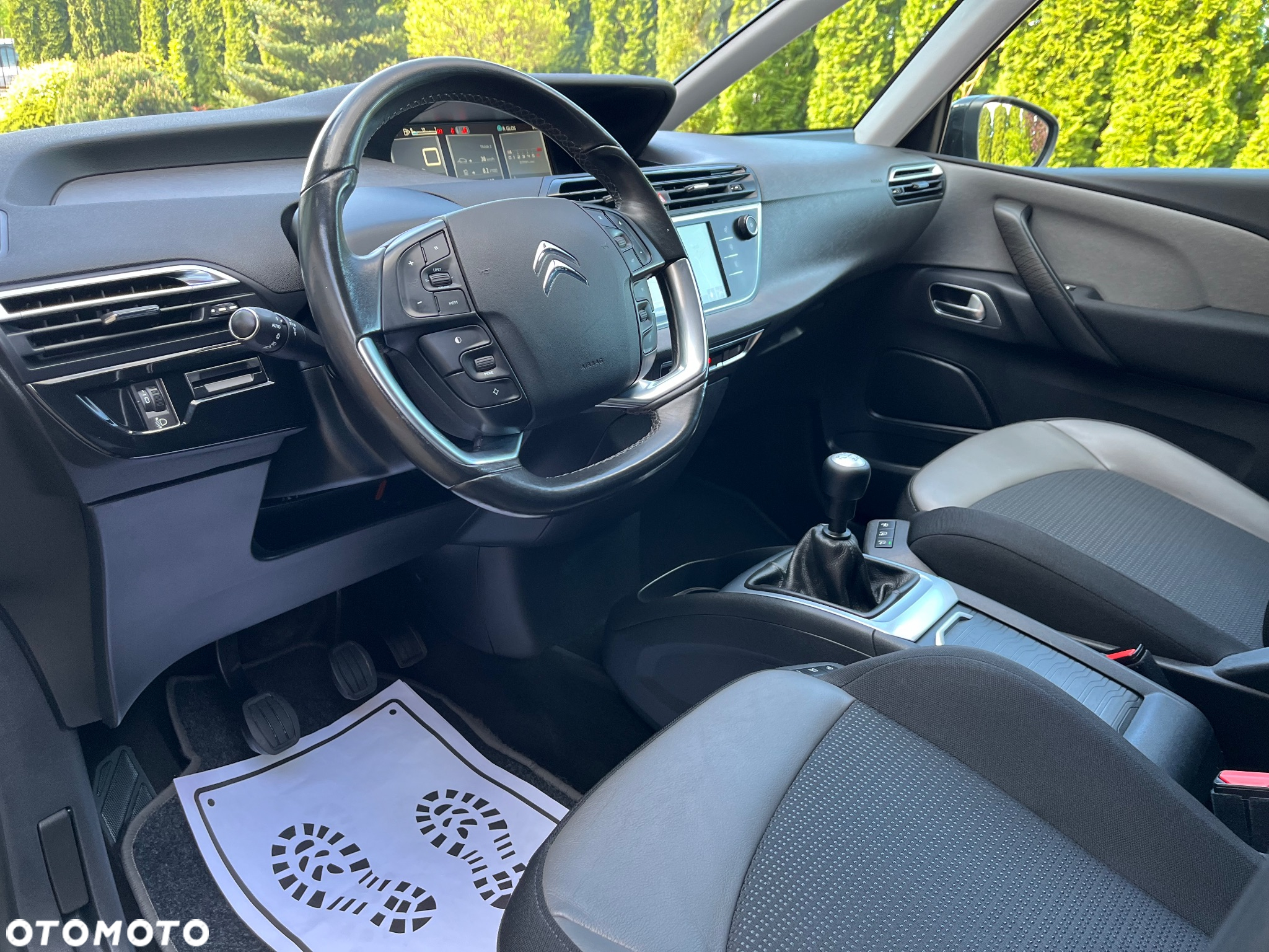 Citroën C4 Picasso 1.6 THP Exclusive - 10
