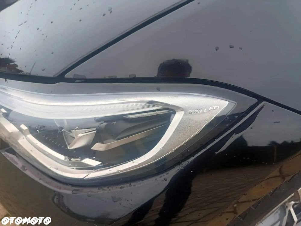 BMW Seria 3 330i xDrive M Sport - 10