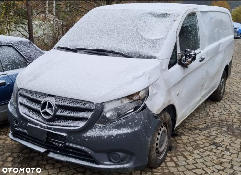 Karoseria goła uszkodzona dokumenty DE Mercedes Vito W447 2016r. 1.6 CDI - 4