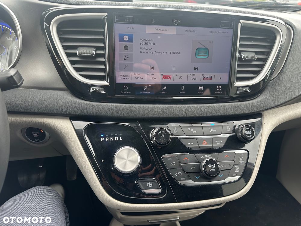 Chrysler Pacifica - 18