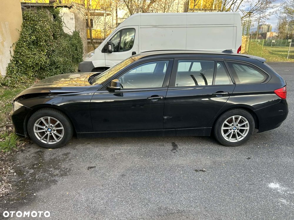 BMW Seria 3 318d - 6