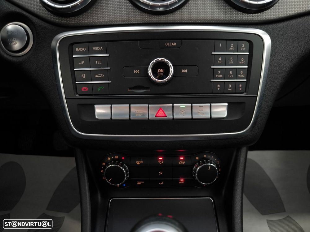Mercedes-Benz CLA 180 d Urban - 14