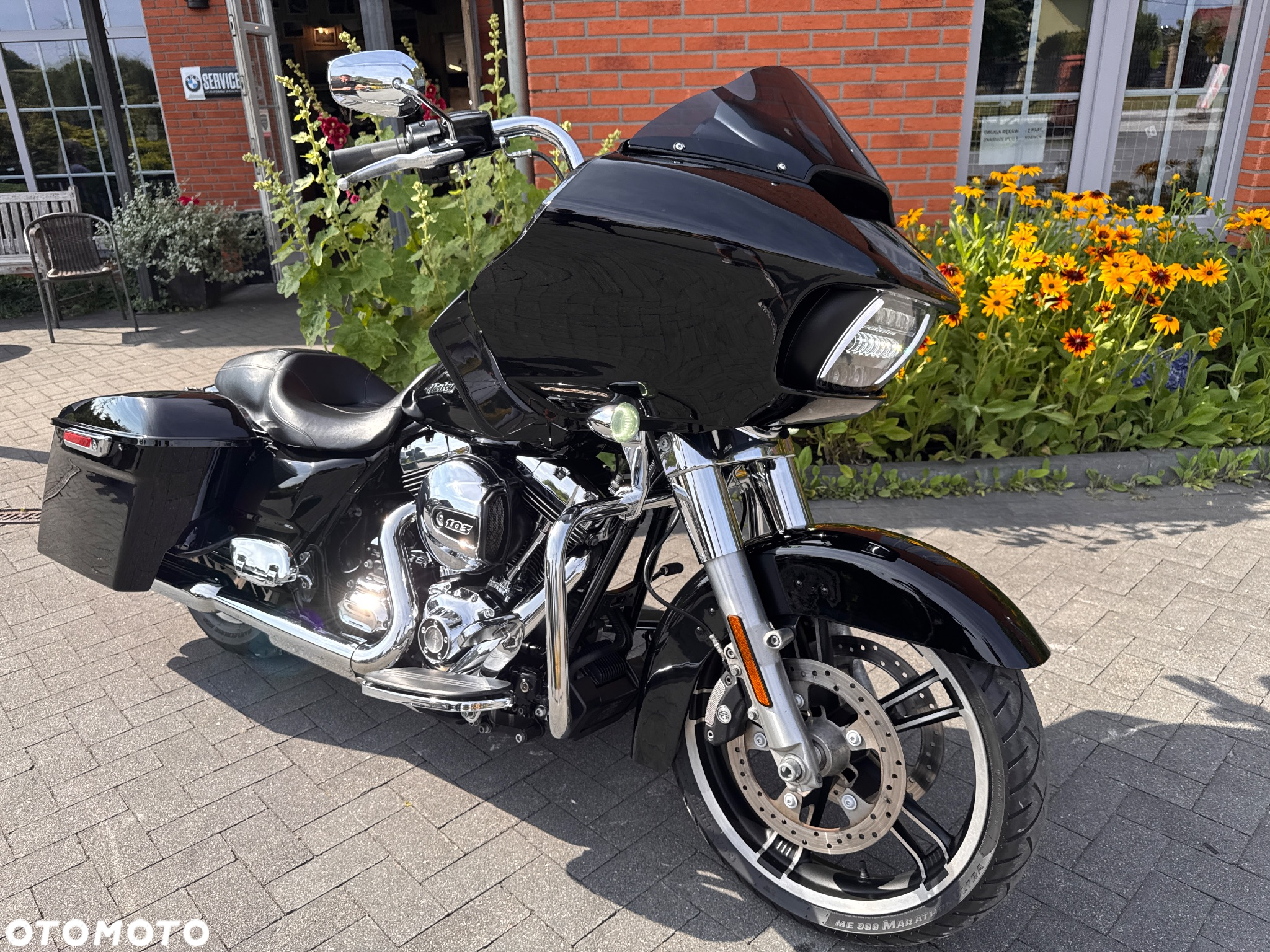 Harley-Davidson Touring Road Glide - 2