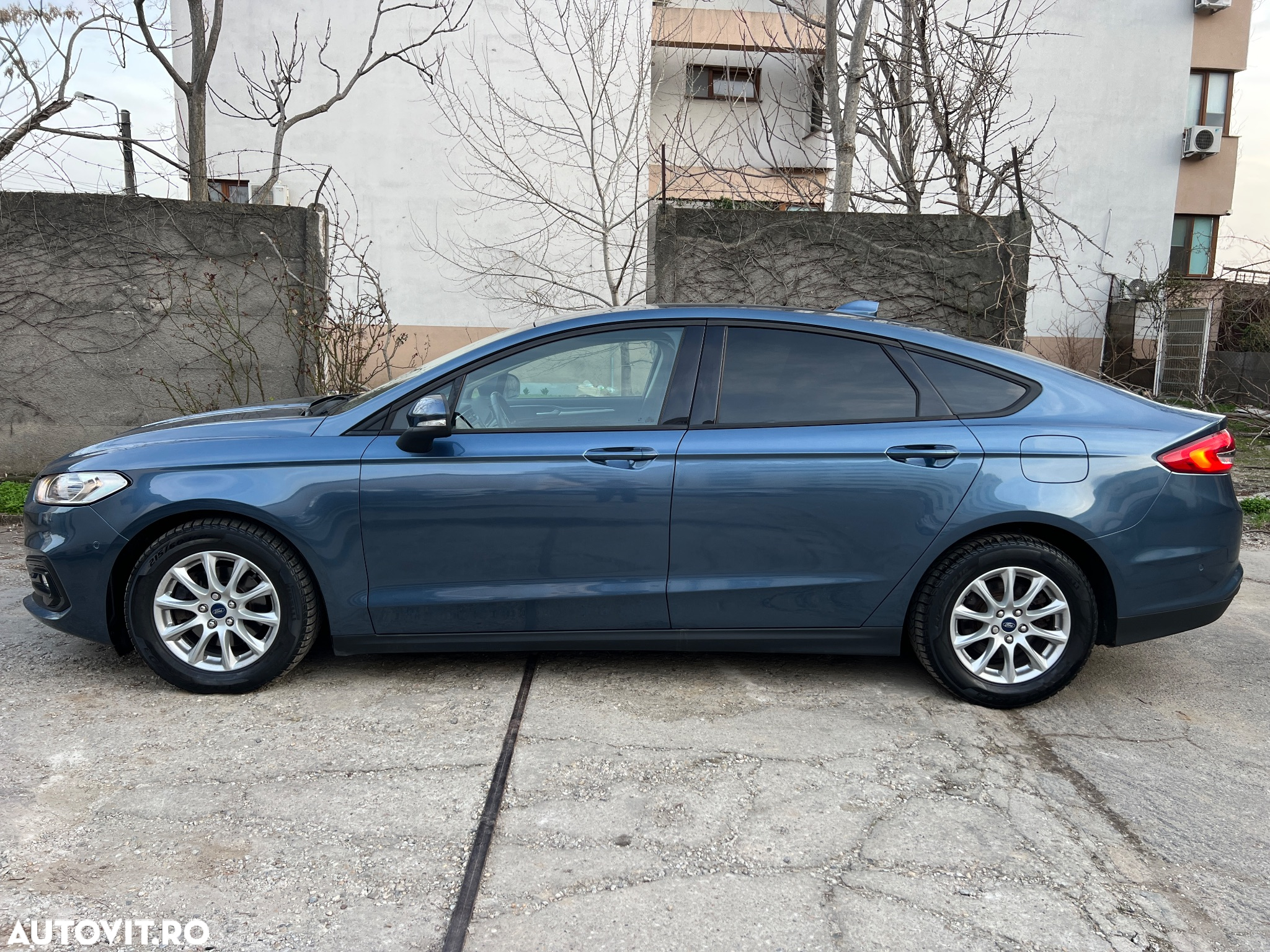 Ford Mondeo 2.0 TDCi Powershift Business - 15