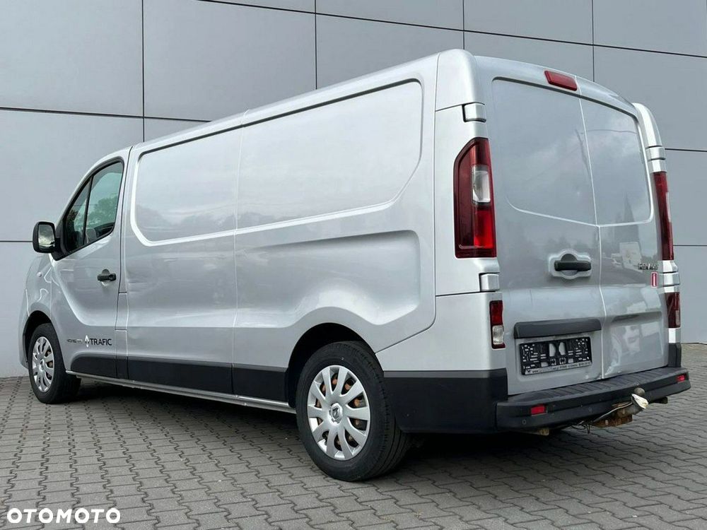 Renault Trafic - 11