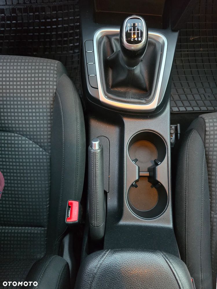 Kia Ceed 1.4 Vision - 14