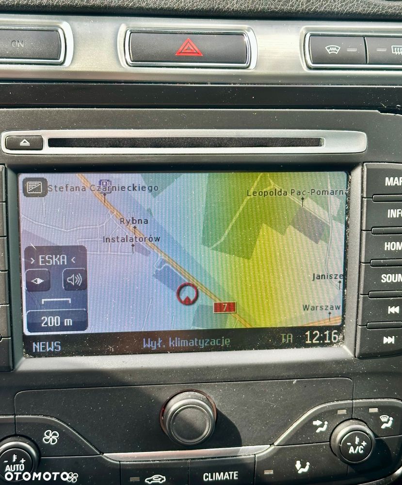 Ford S-Max 2.0 TDCi DPF Titanium X - 19