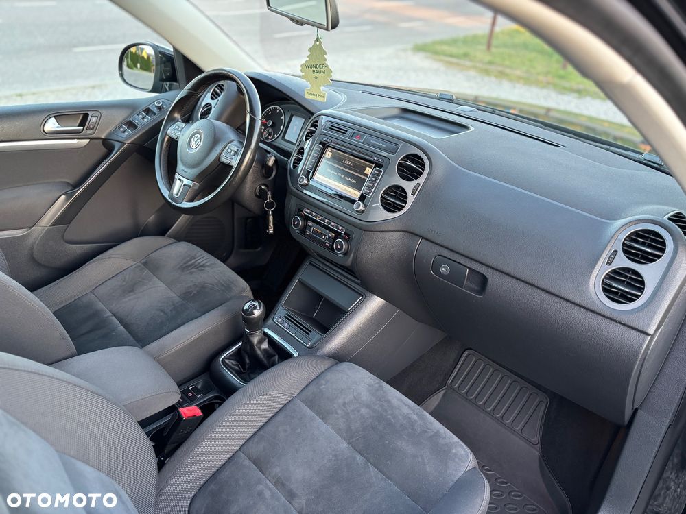Volkswagen Tiguan - 13