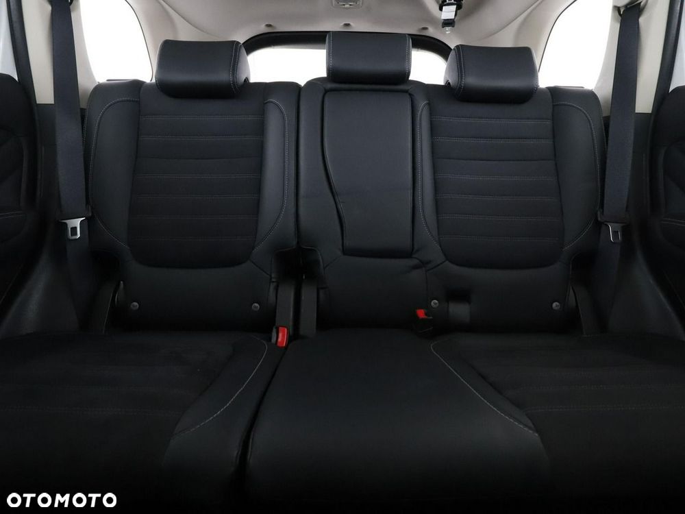 Mitsubishi Outlander Intense + - 19