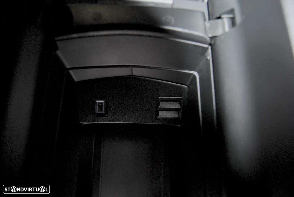 Peugeot 308 1.2 PureTech Allure - 37