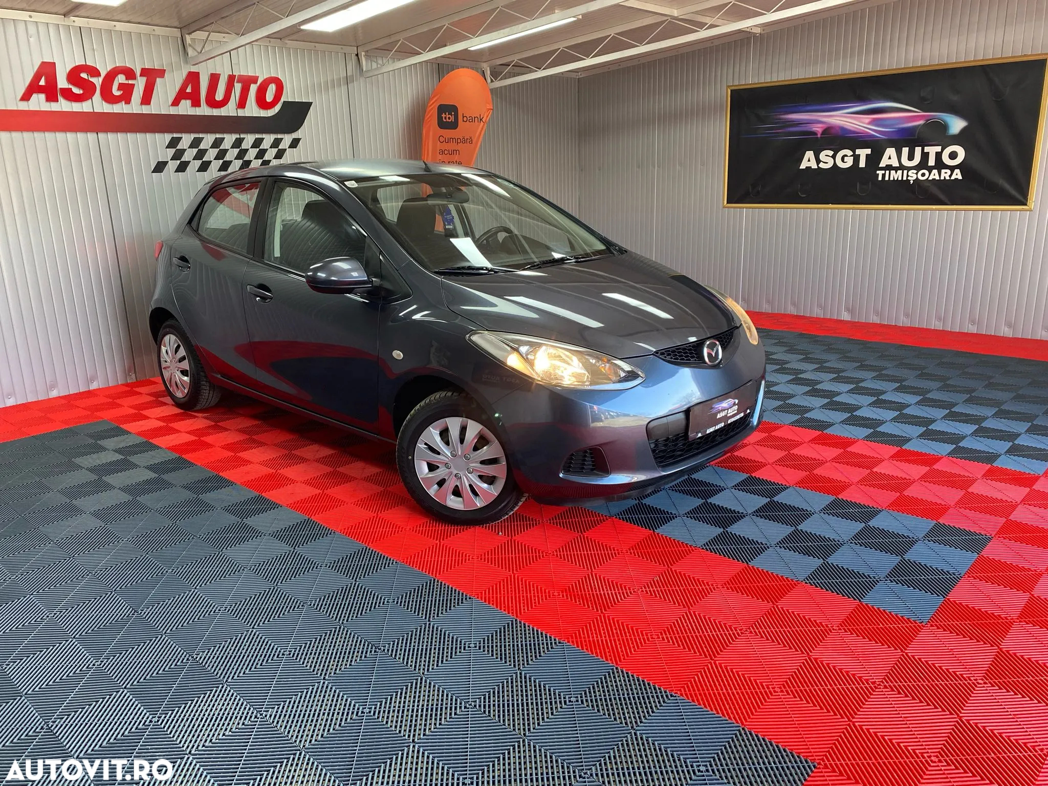 Mazda 2 - 3