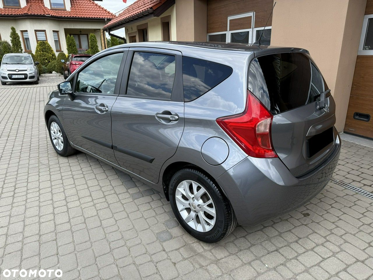 Nissan Note 1.2 Tekna - 10