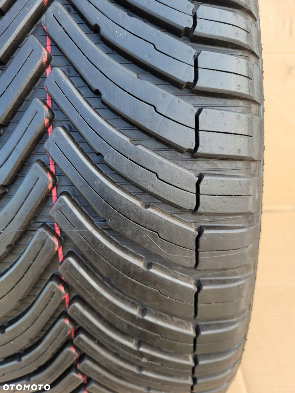 Bridgestone 225/45R17 TURANZA 6 ALLSEASON 94W FR Enliten - 2