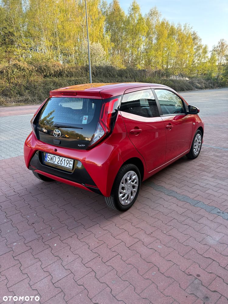 Toyota Aygo x - 6