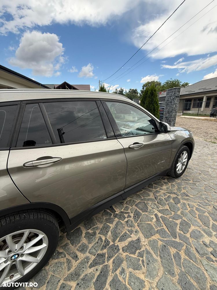 BMW X1 xDrive20d Aut. Sport Line - 3