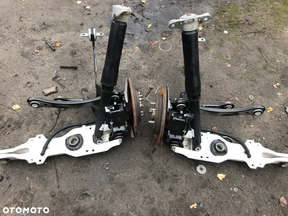 AMORTYZATOR PIASTA WAHACZ TYŁ FORD KUGA MK3 23r GWARANCJA!! - 1