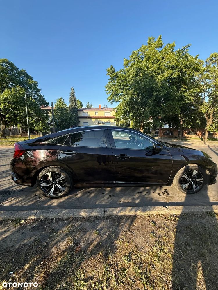 Honda Civic 1.5 T Executive - 10