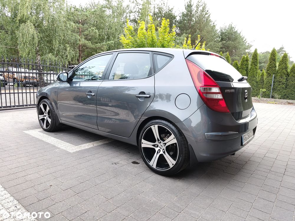 Hyundai i30 1.4 Blue Comfort - 26