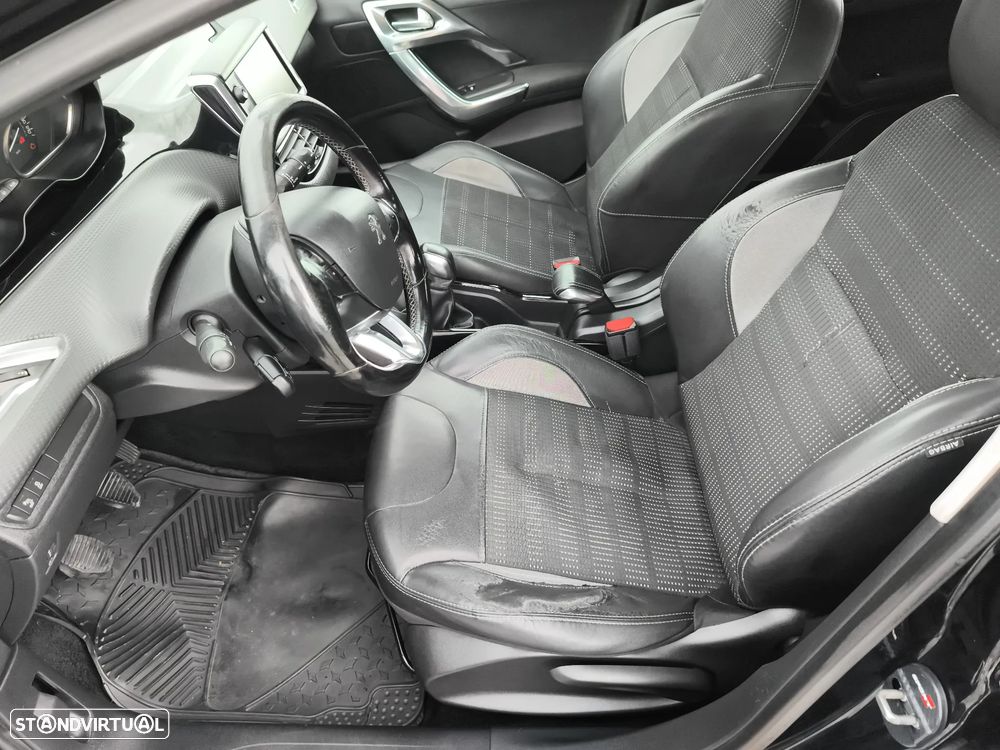 Peugeot 2008 1.2 PureTech Active - 7