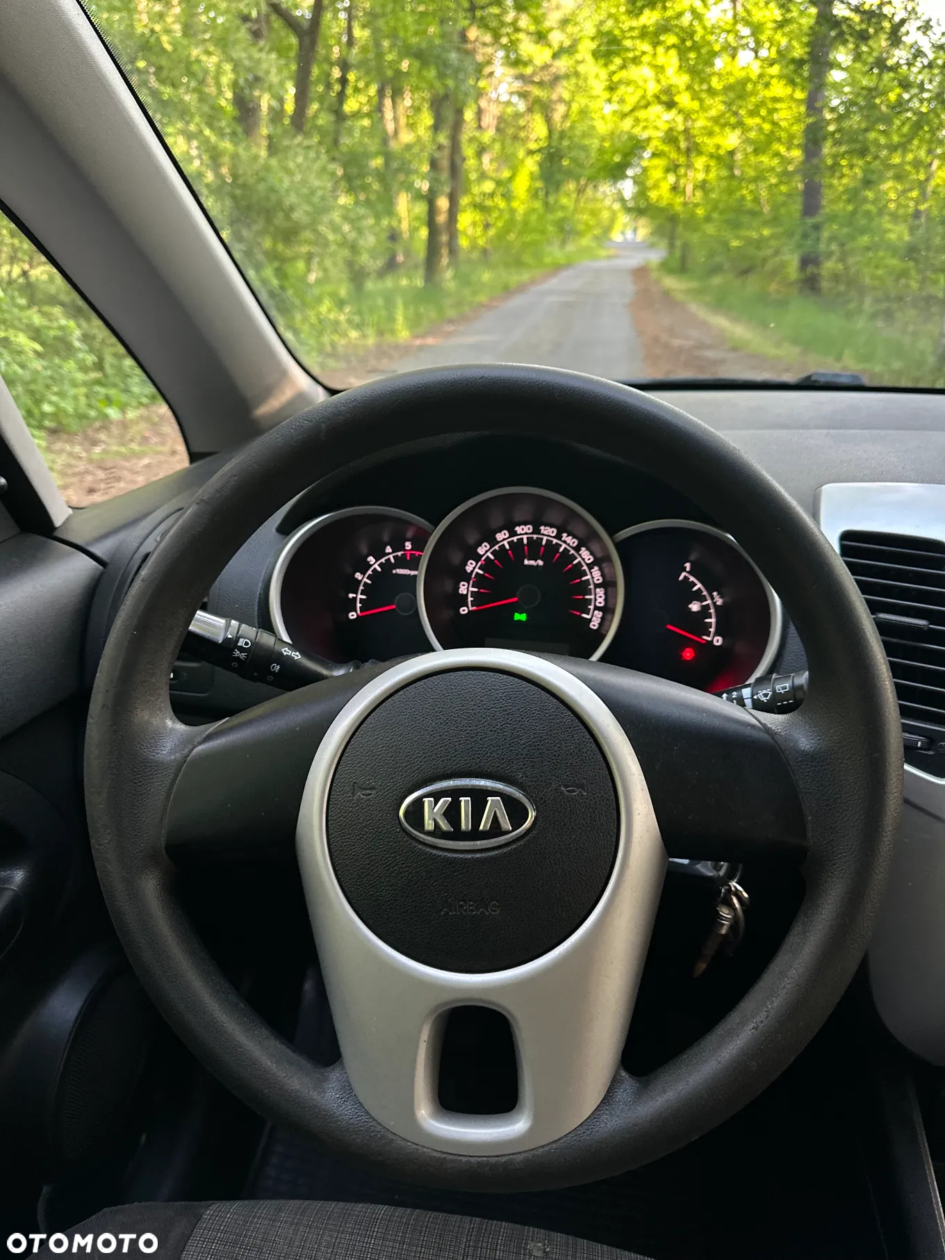 Kia Venga - 12