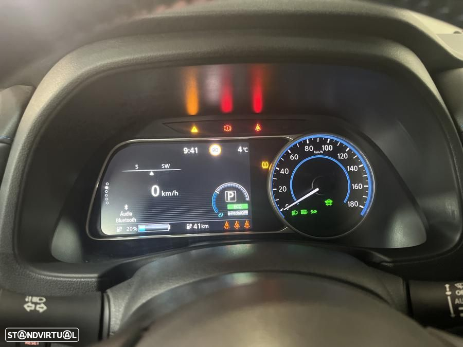 Nissan Leaf N-Connecta - 15