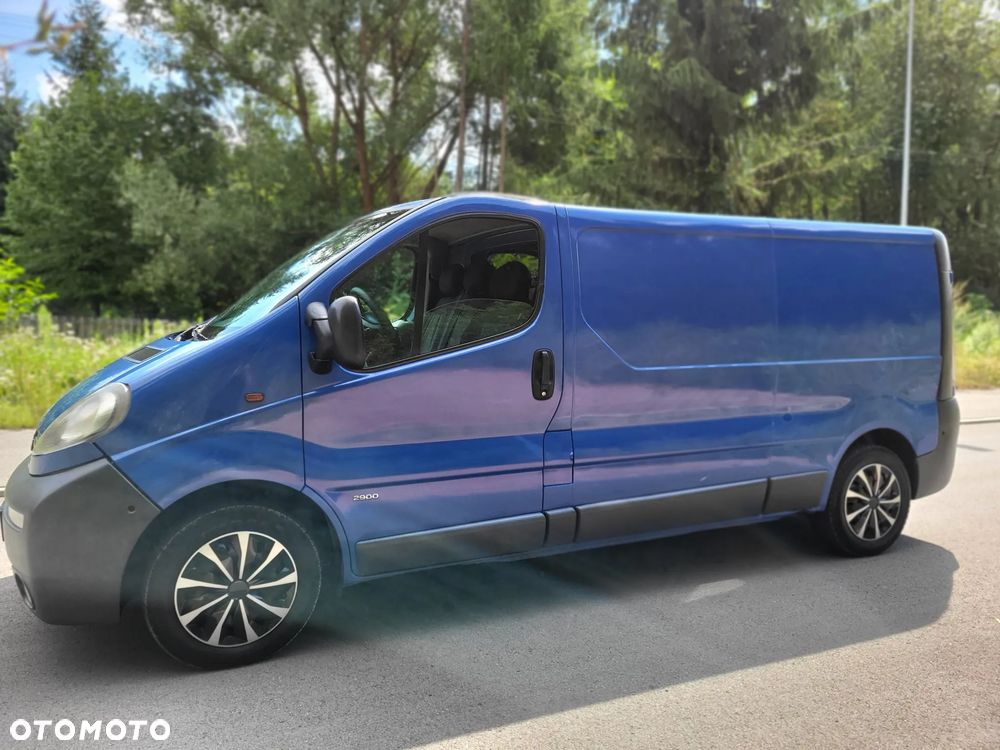 Opel Vivaro - 1