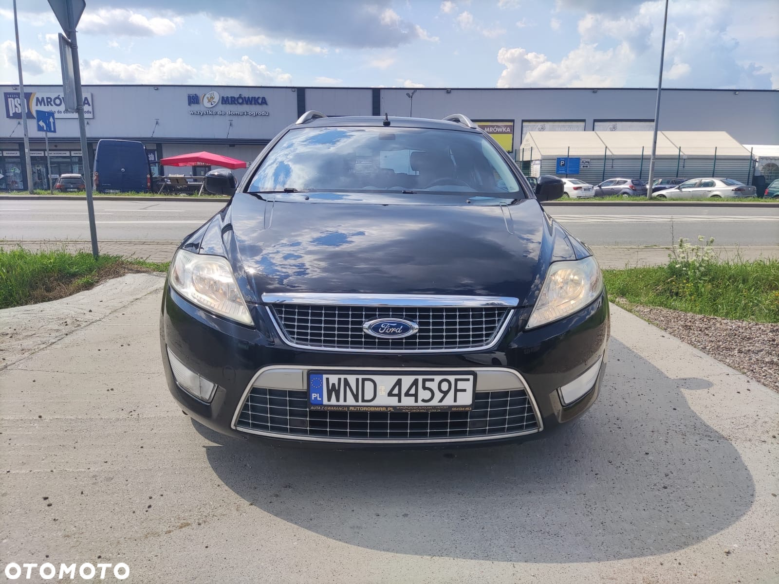 Ford Mondeo 2.0 Ghia - 11