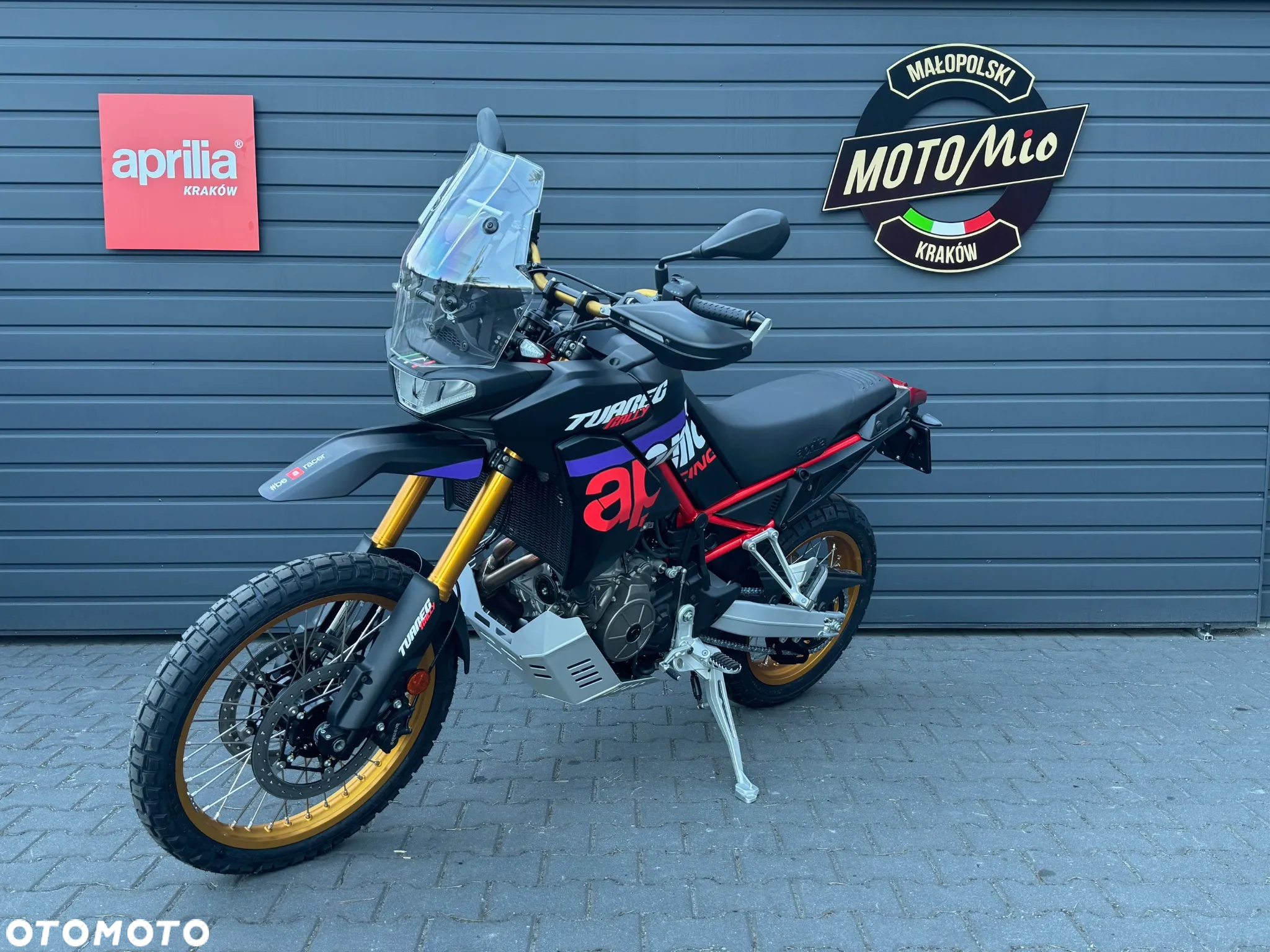 Aprilia Tuono - 9