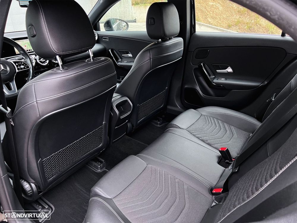 Mercedes-Benz A 180 d Style Plus Aut. - 42