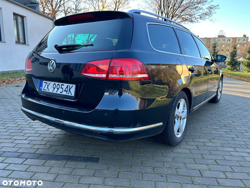 Volkswagen Passat 2.0 TDI Highline R-Style DSG - 10