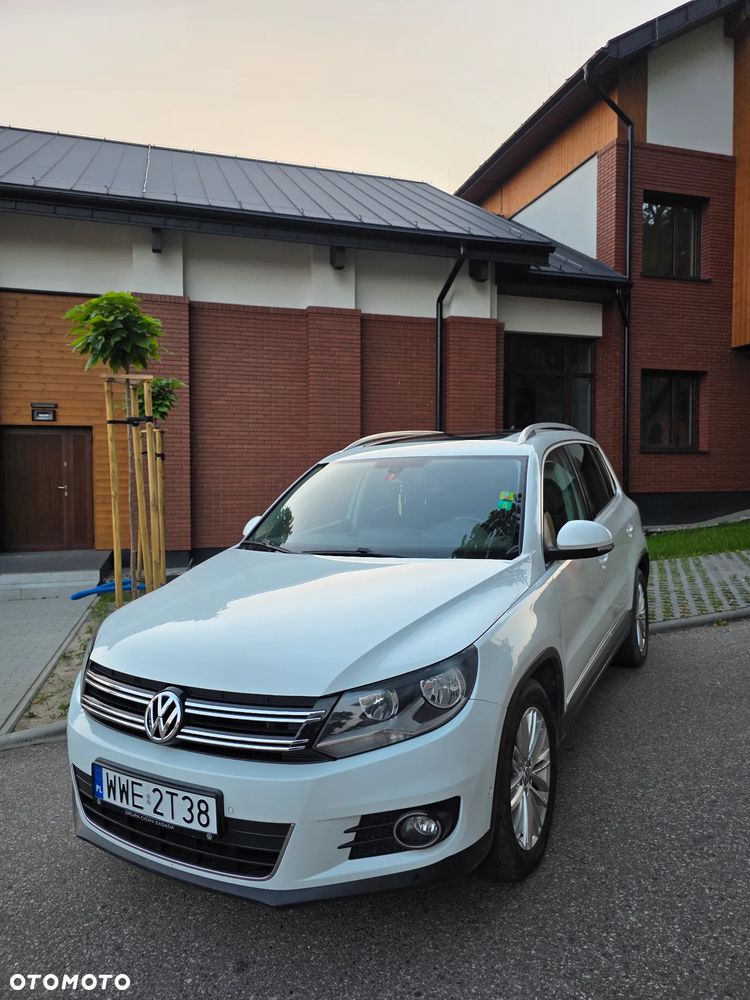 Volkswagen Tiguan - 1