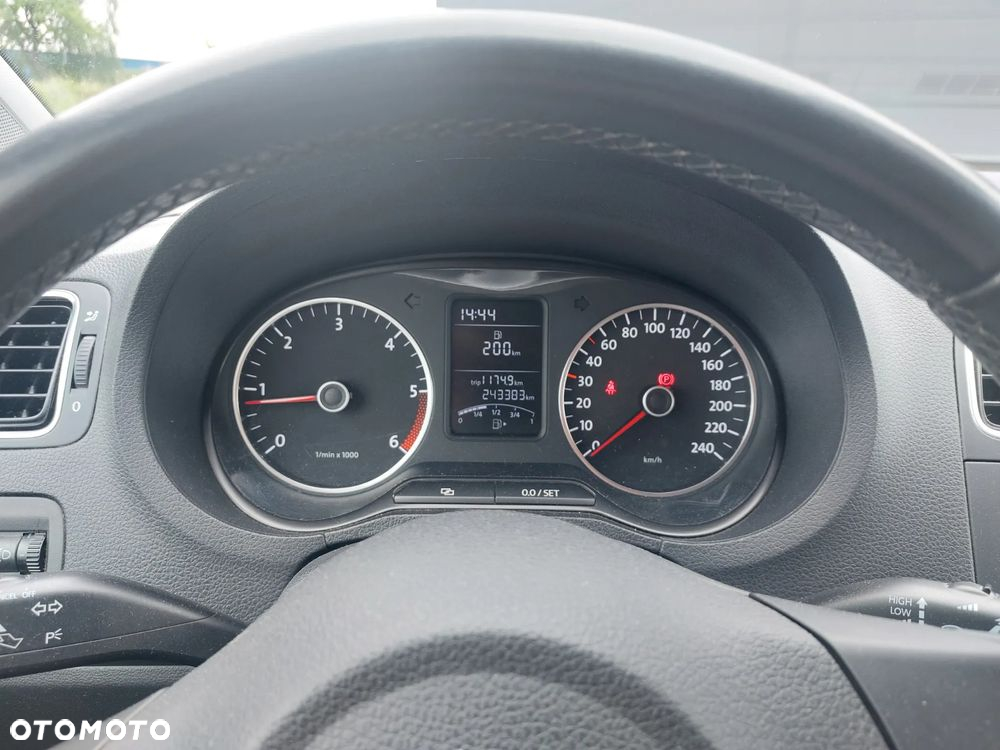 Volkswagen Polo 1.2 TDI Blue Motion - 13