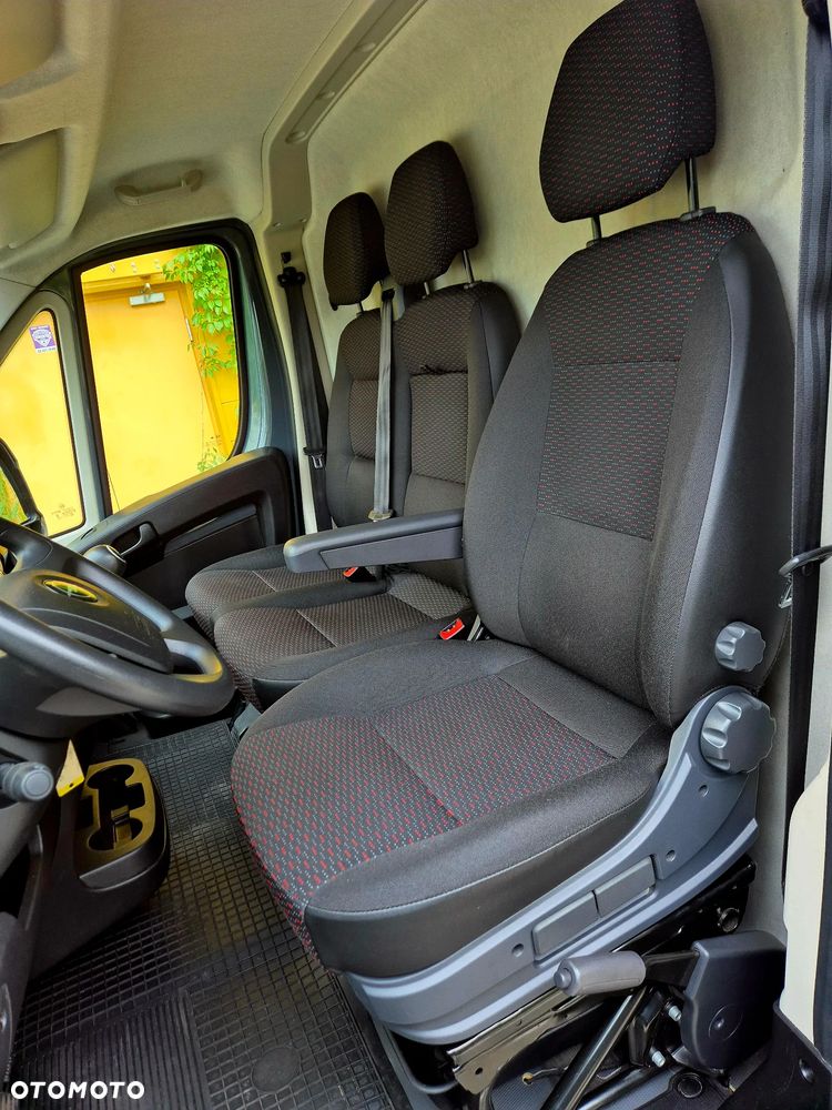 Opel Movano - 16