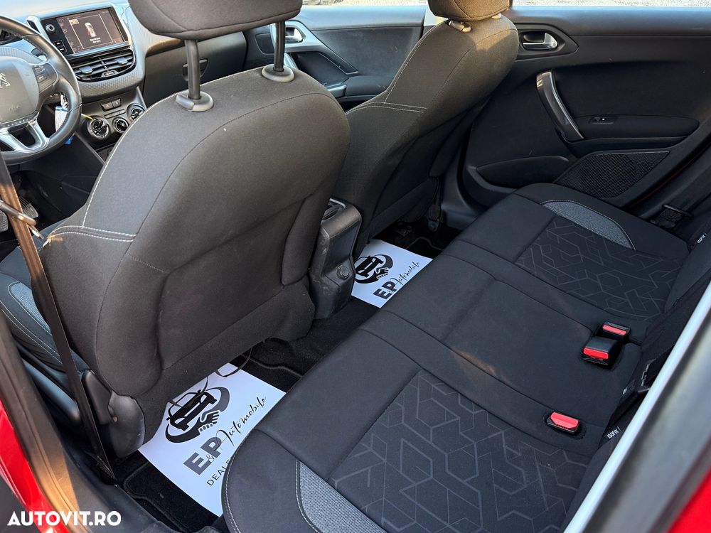 Peugeot 2008 PureTech 82 Style - 18