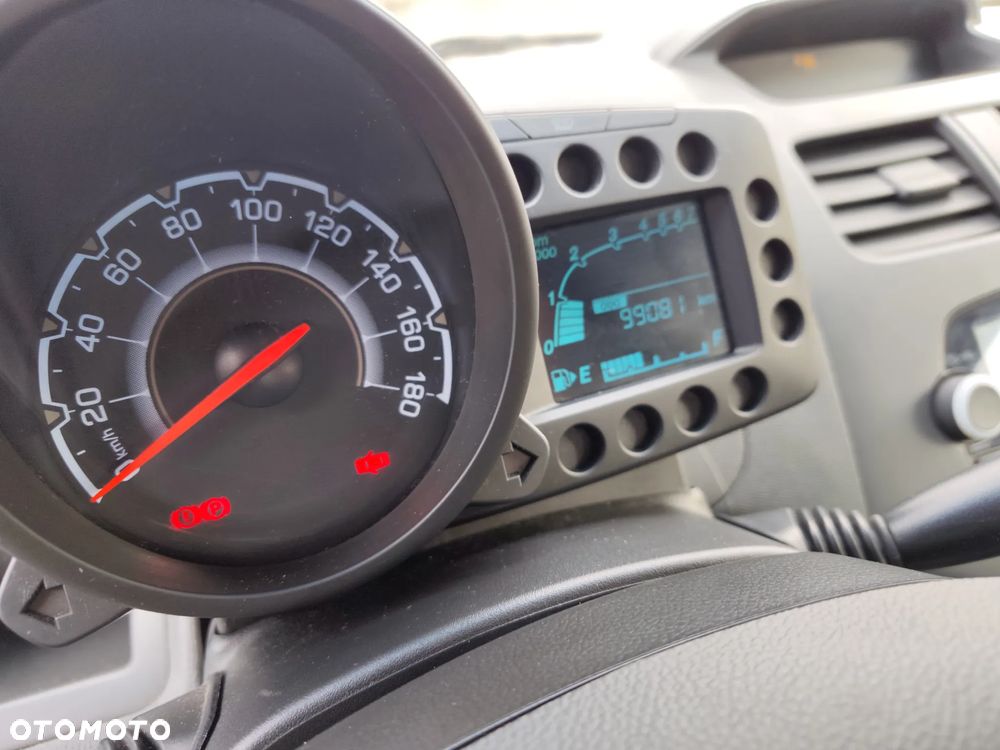 Chevrolet Spark 1.0 Base - 7