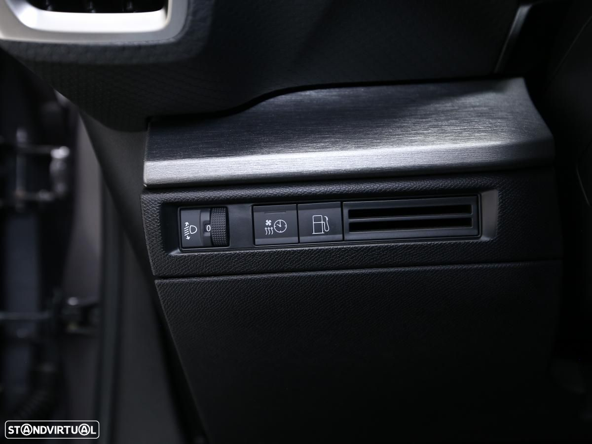 Citroën C5 X 1.6 Hybrid Feel Pack e-EAT8 - 17