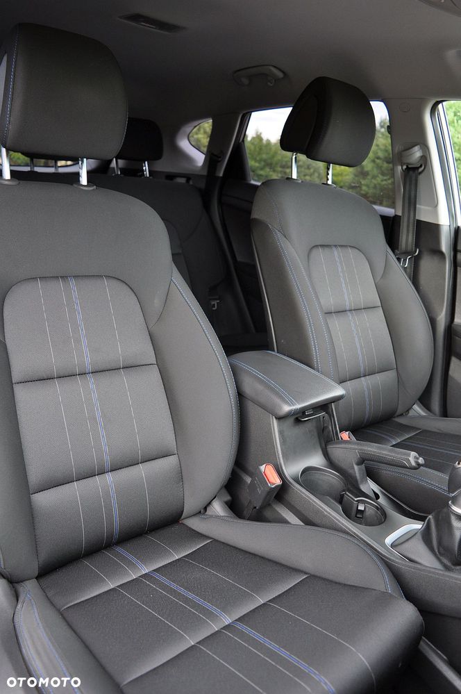 Hyundai Tucson 1.6 GDI BlueDrive GO 2WD - 24