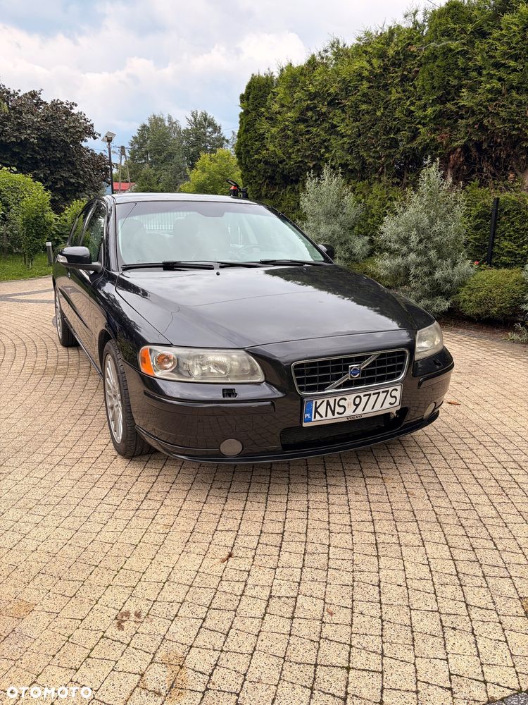 Volvo S60 2.4D5 Momentum - 1