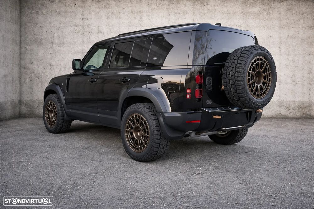 Land Rover Defender 3.0 I6 110 AWD X-Dynamic S - 3