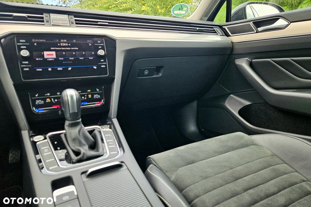 Volkswagen Passat - 23