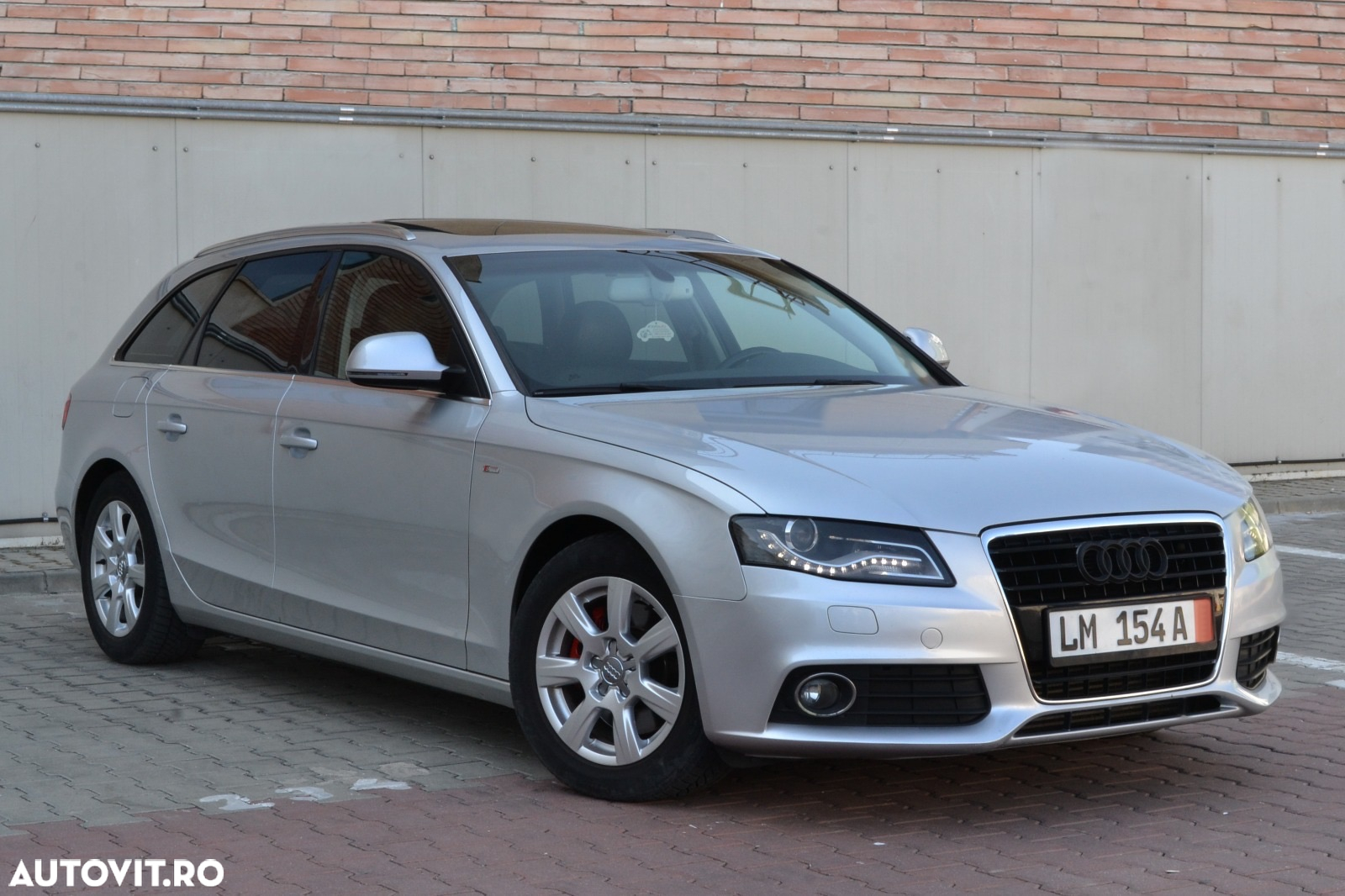 Audi A4 Avant 2.0 TDI - 10