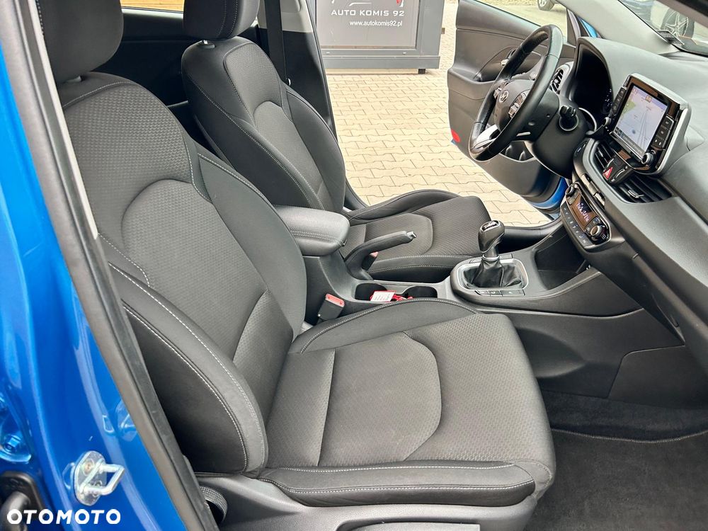 Hyundai i30 1.0 T-GDI Premiere Comfort - 26